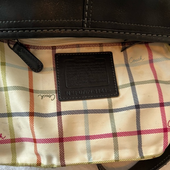 COACH Bleecker 11415 Smooth Black Leather Shoulder Bag Tattersall Lining - Picture 8 of 13